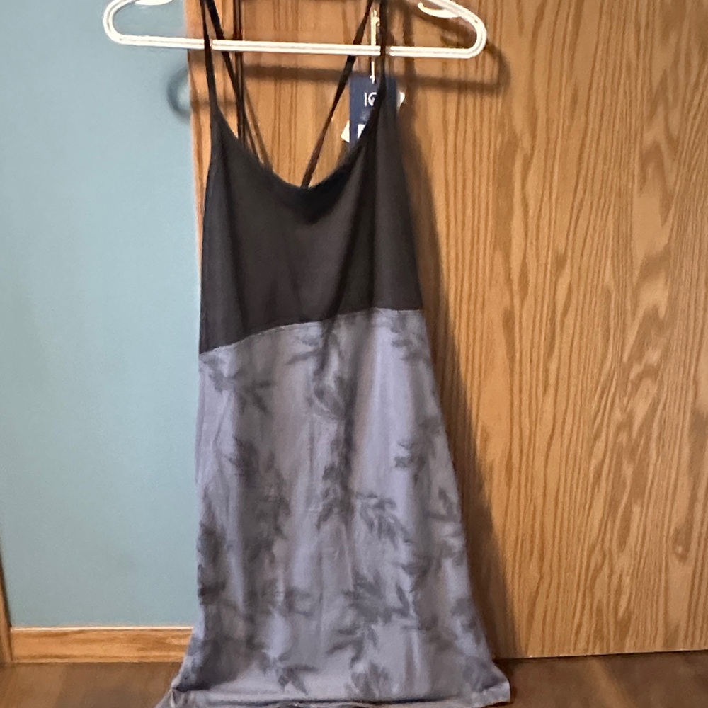 tentree Black and Gray Leafy Shore Dress